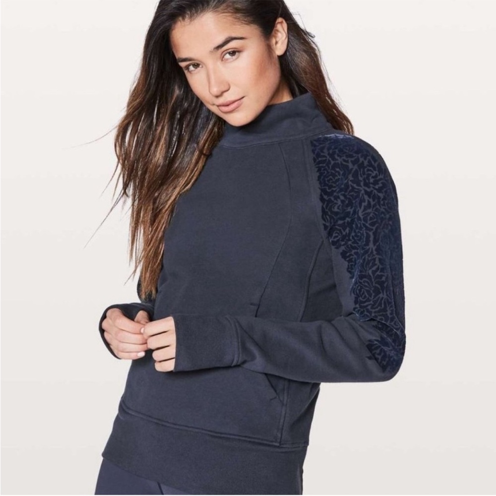 Lululemon Floral Flock‎ Pullover Velvet